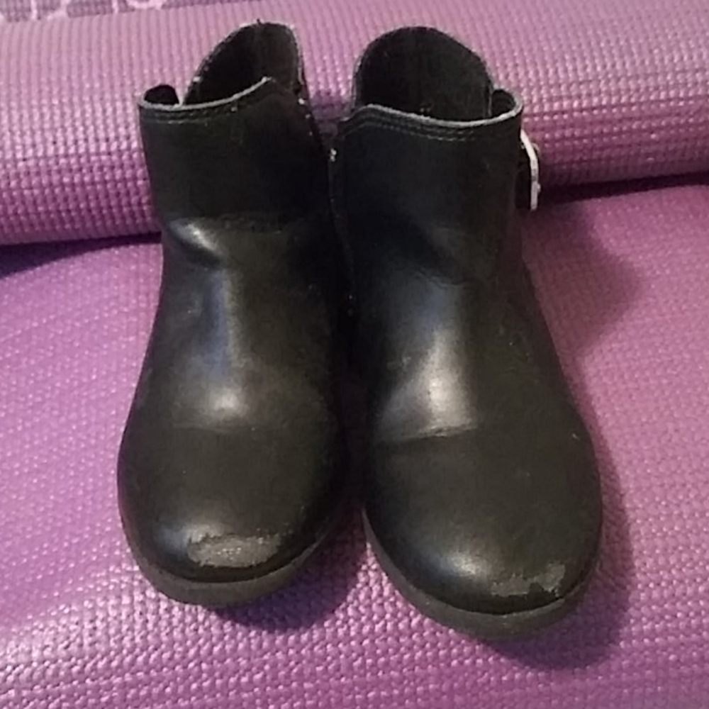 BLACK BOOTS - Picture 2 of 8